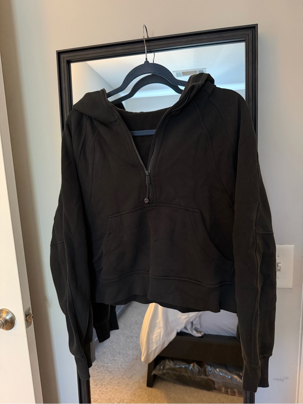 Lululemon Scuba - Picture 2 of 5